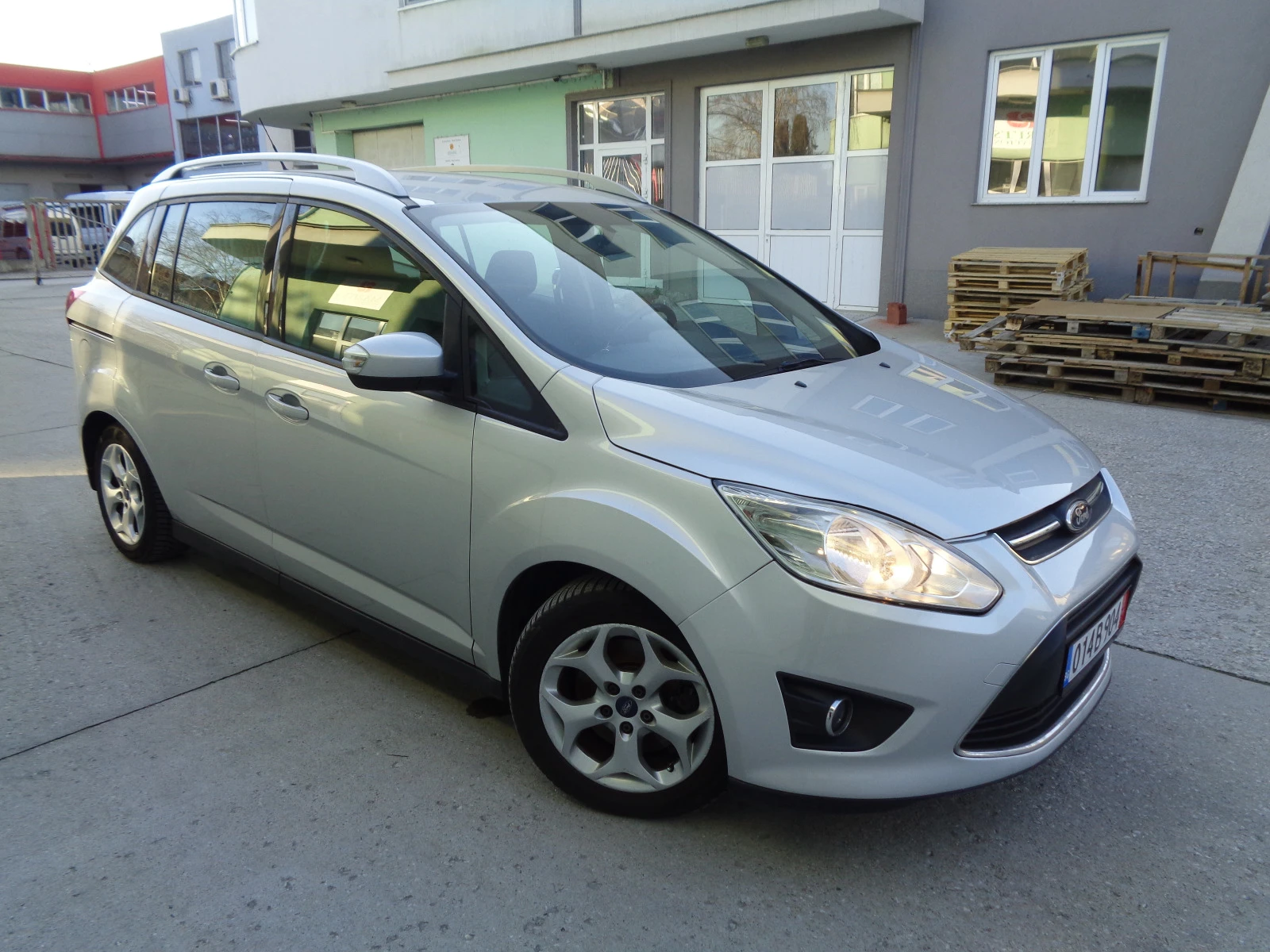 Ford Grand C-Max 1.6-16V-ЛИЗИНГ - изображение 2