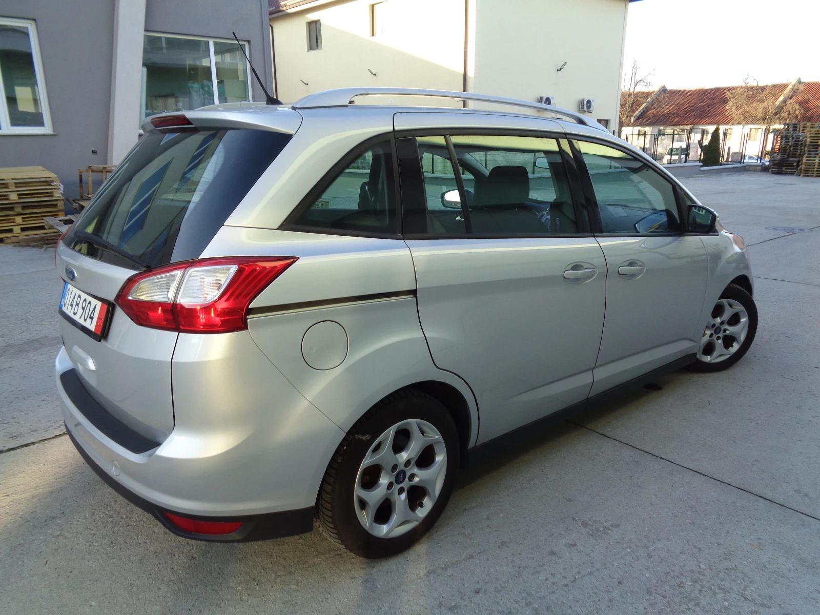 Ford Grand C-Max 1.6-16V-ЛИЗИНГ - изображение 4