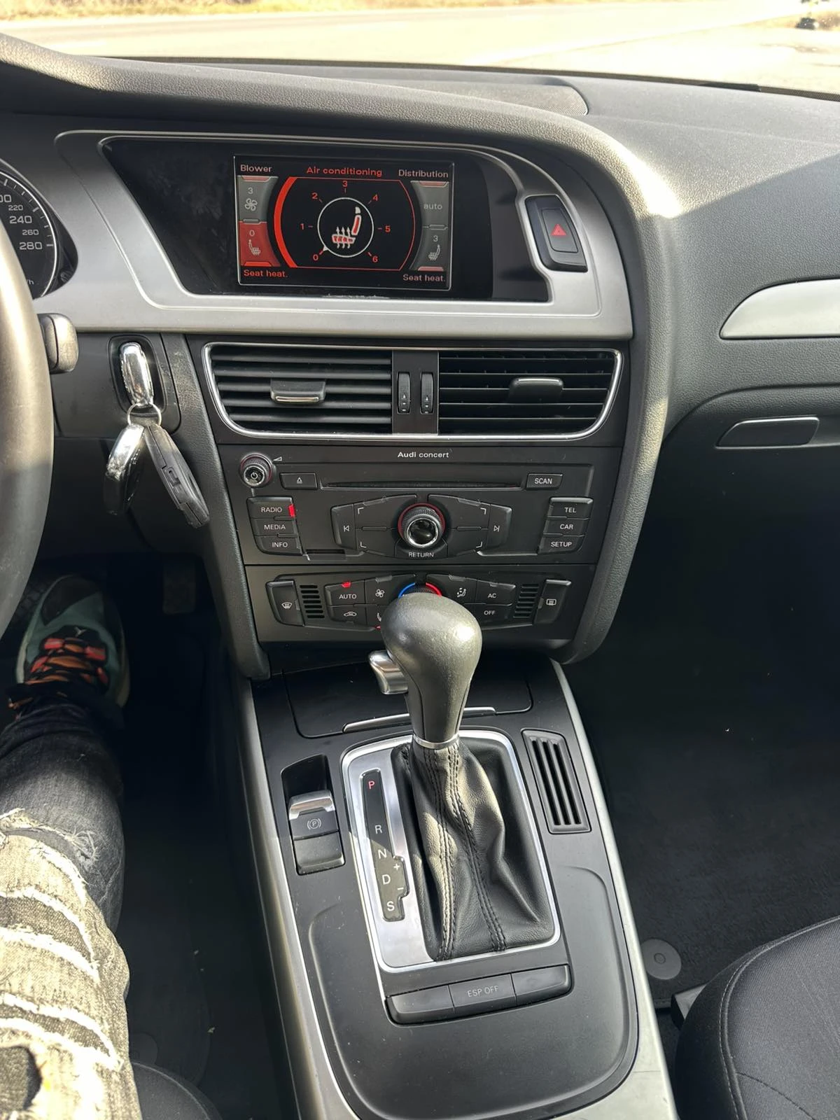 Audi A4 2.0 Automatic  - изображение 9