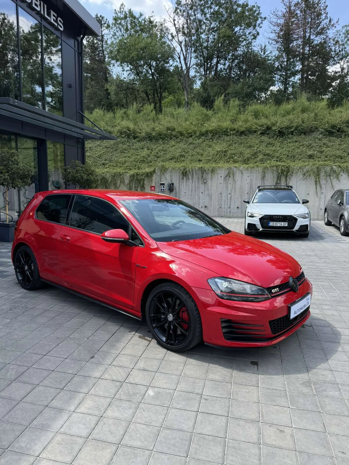 VW Golf GTI AKRAPOVIC - изображение 3