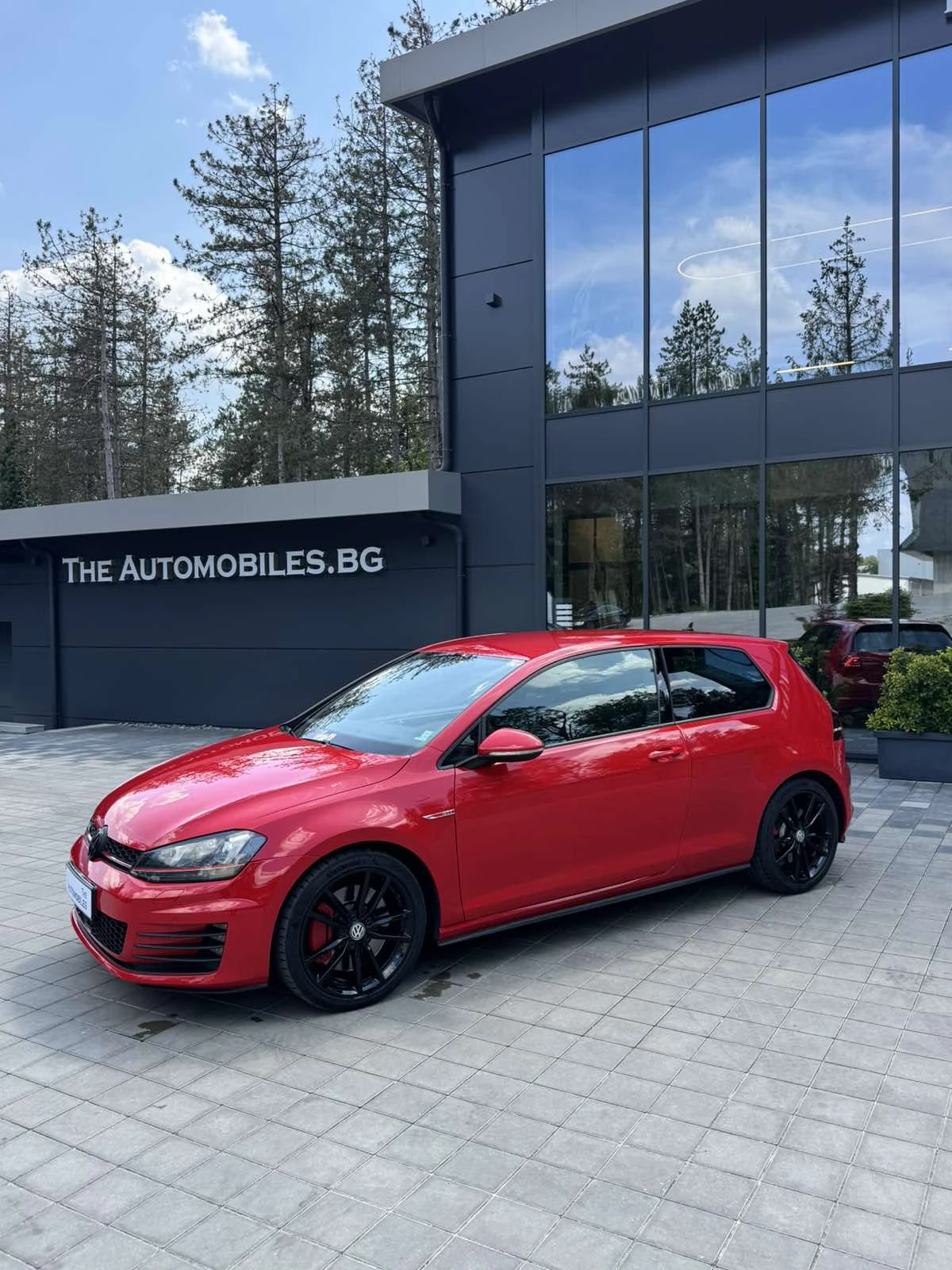 VW Golf GTI AKRAPOVIC - изображение 4