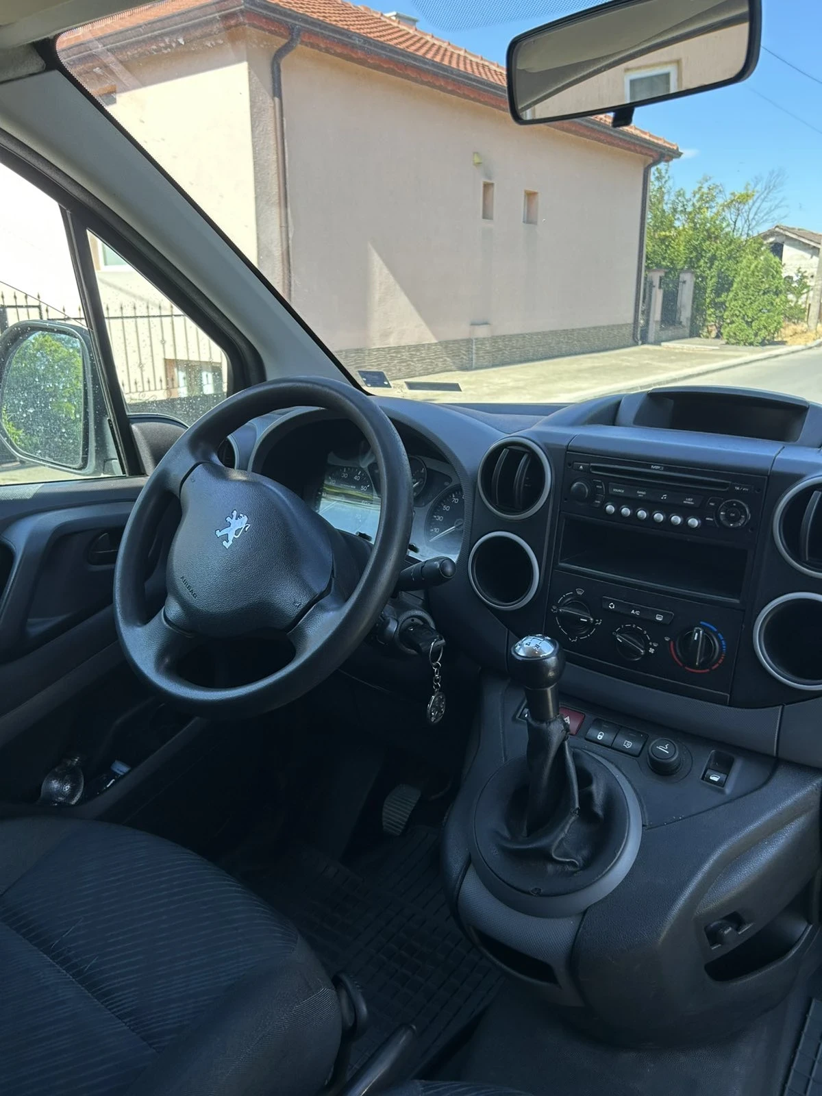Peugeot Partner  - изображение 6