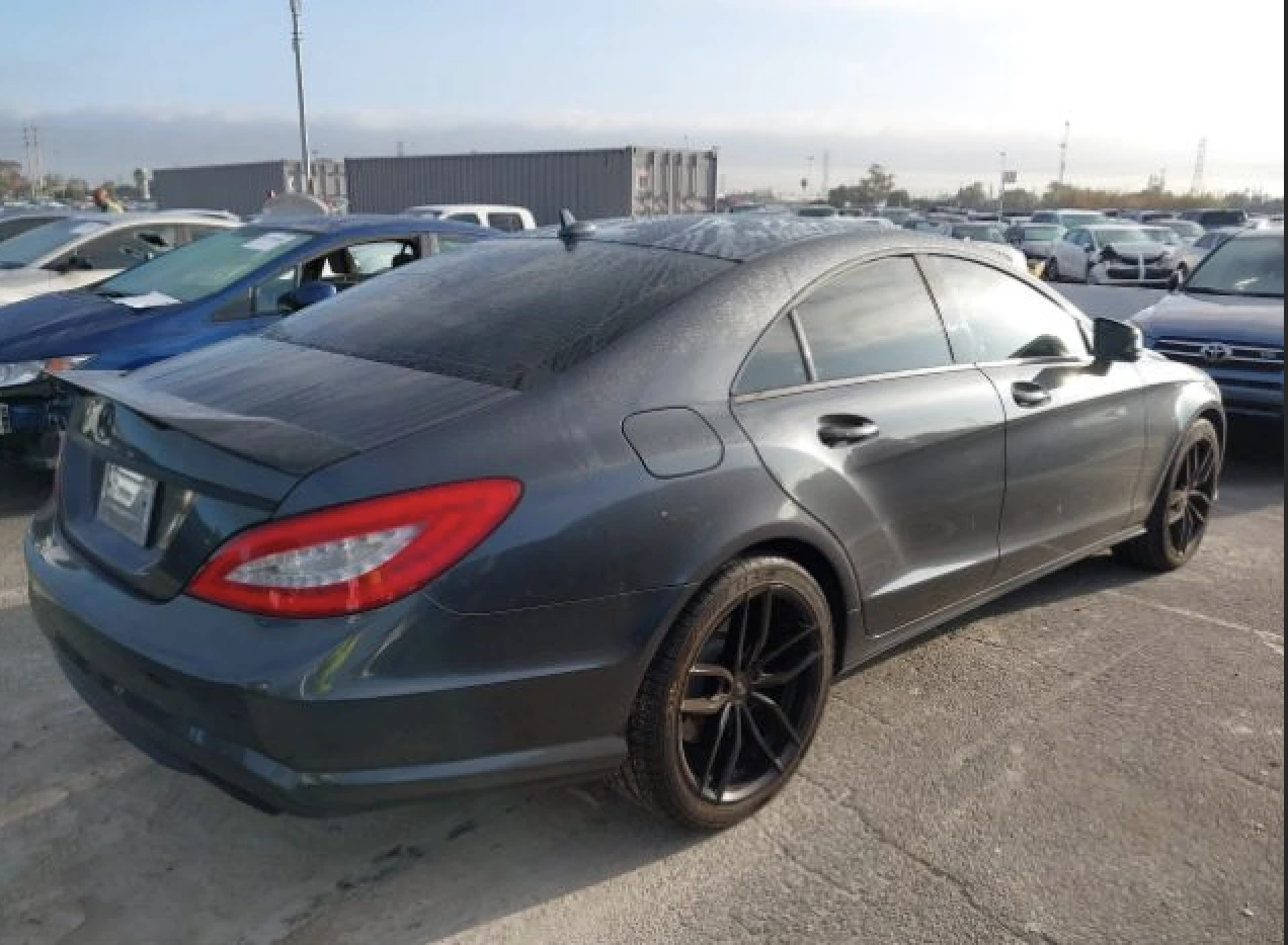 Mercedes-Benz CLS 550  - изображение 4