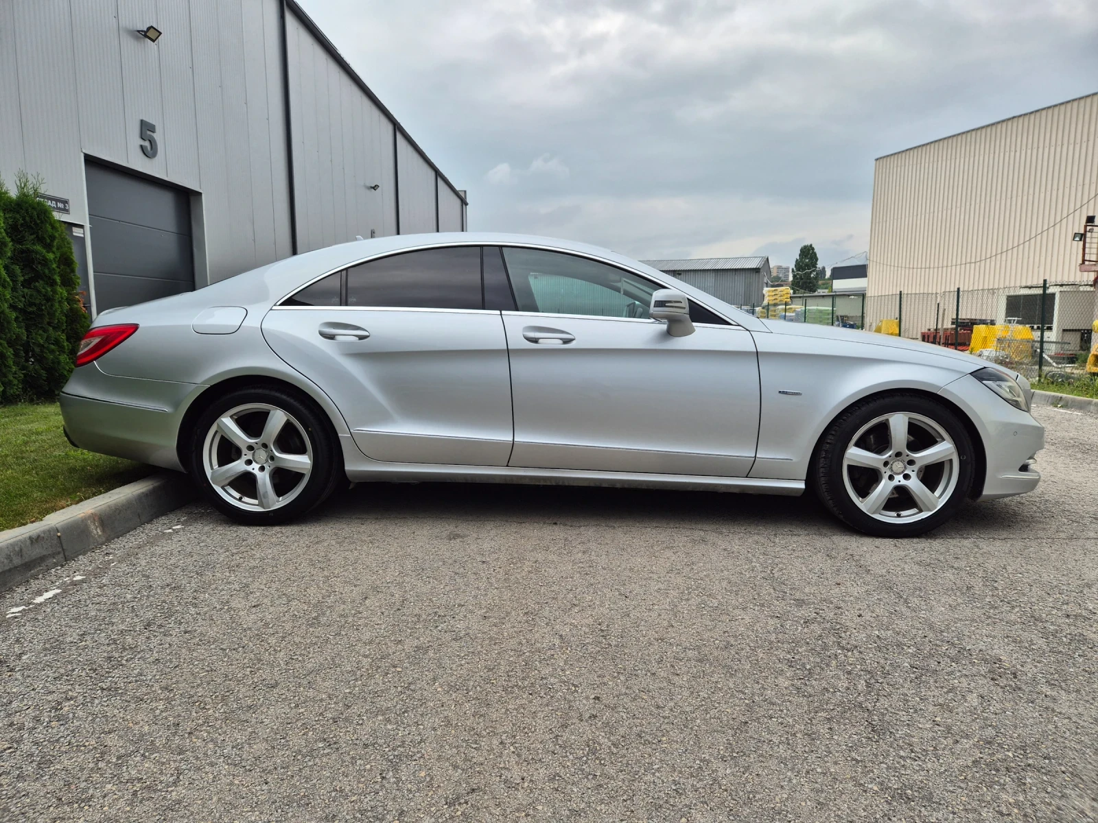 Mercedes-Benz CLS 350 350CDI V6.265ks Distronic , снимка 4 - Автомобили и джипове - 52248970