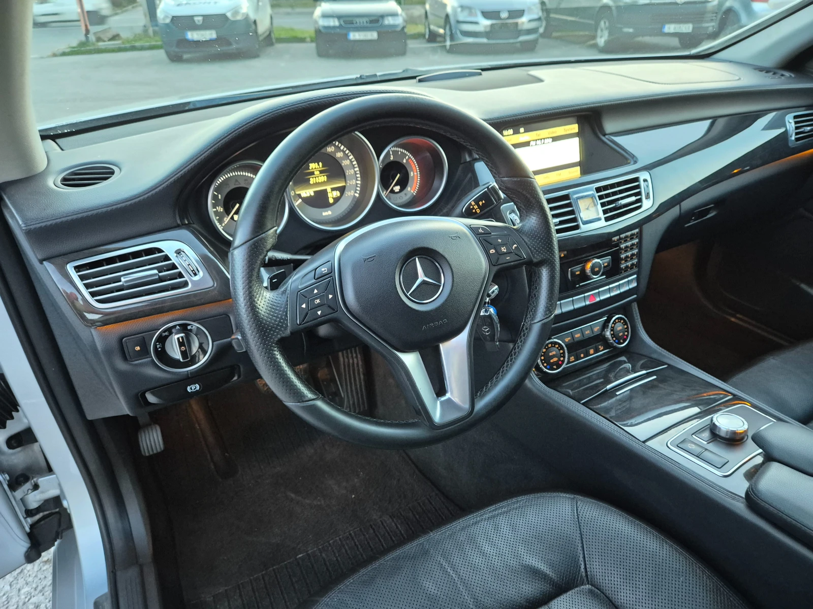 Mercedes-Benz CLS 350 350CDI V6.265ks Distronic  | Mobile.bg   10