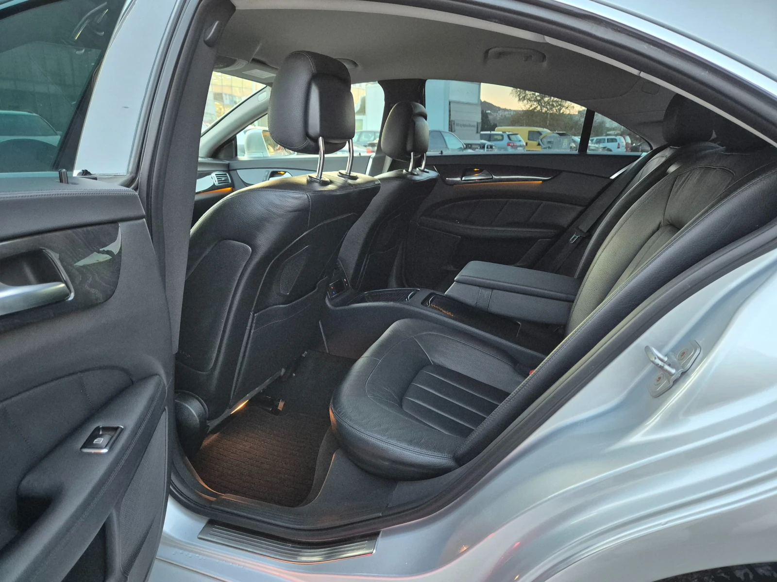 Mercedes-Benz CLS 350 350CDI V6.265ks Distronic  | Mobile.bg   13