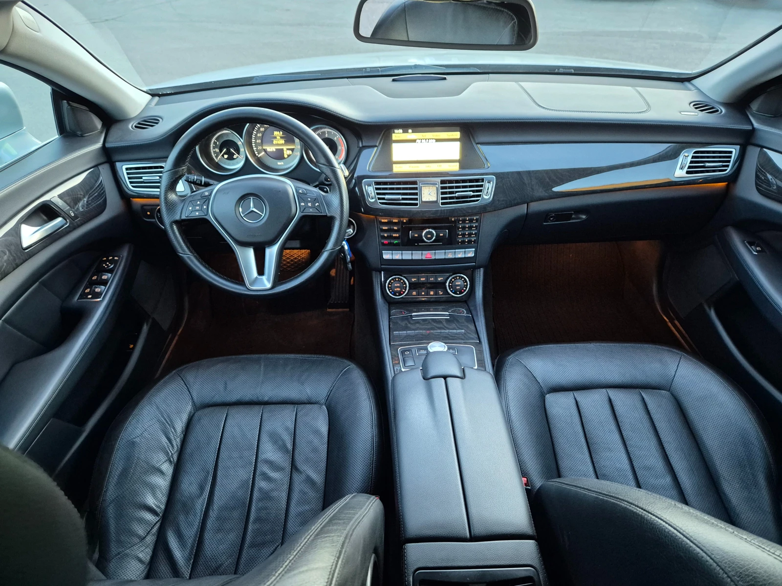 Mercedes-Benz CLS 350 350CDI V6.265ks Distronic  | Mobile.bg   12