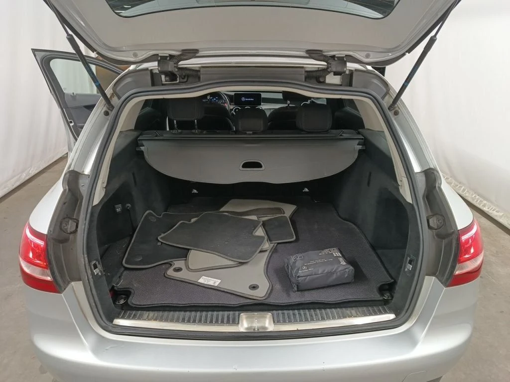 Mercedes-Benz C 160, снимка 8 - Автомобили и джипове - 54069660