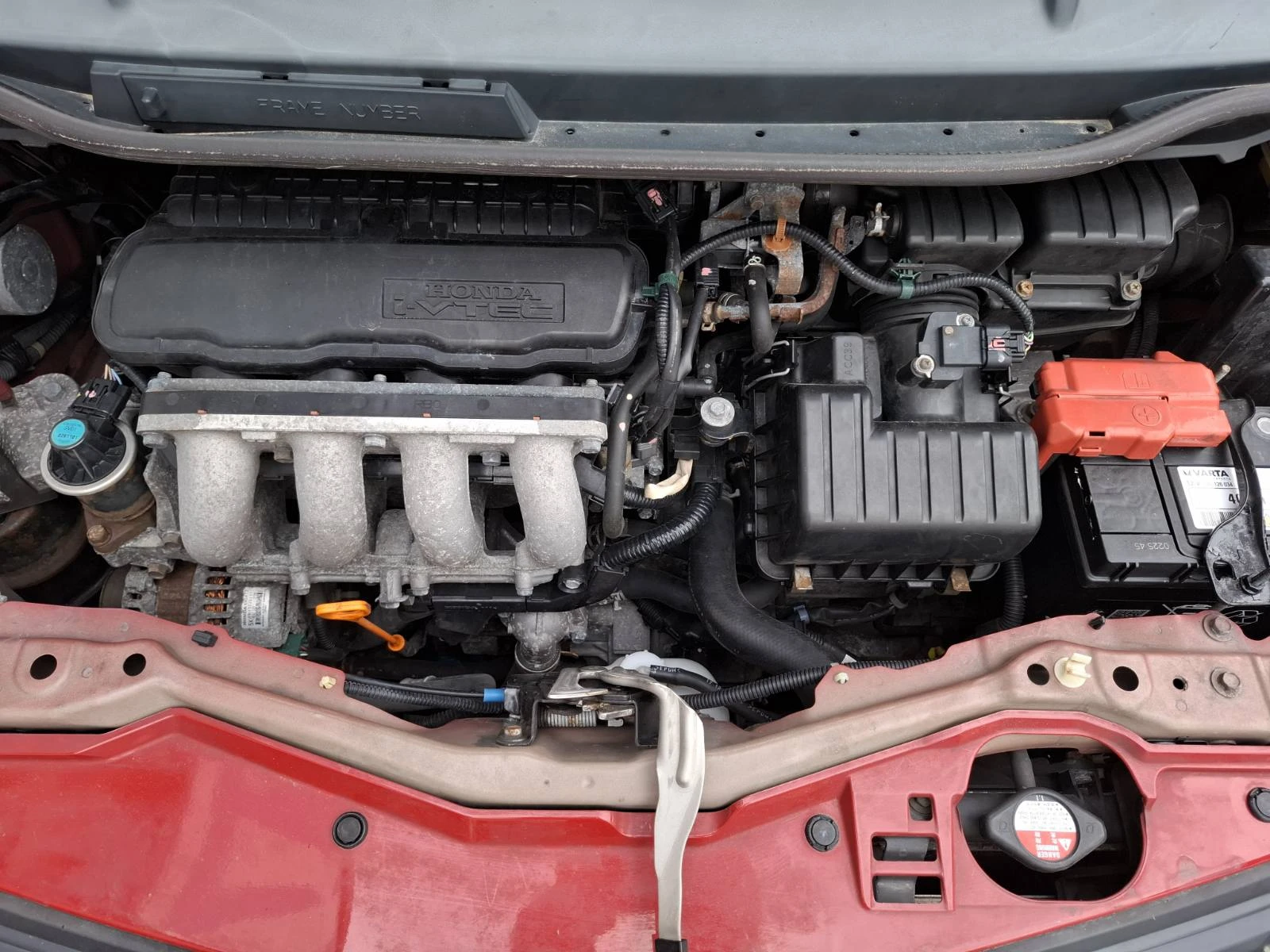 Honda Jazz 1.4i EXCLUSIVE - АВТОМАТИК, снимка 13 - Автомобили и джипове - 54260506