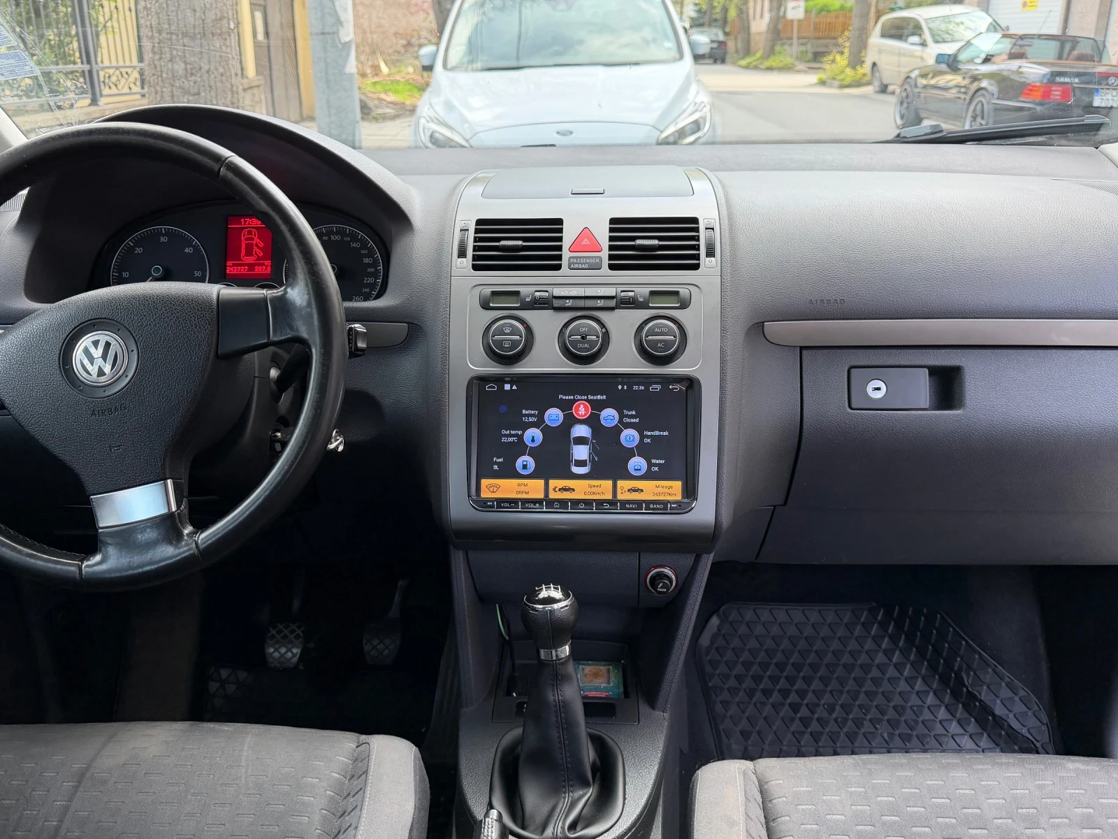 VW Touran 1.9 TDI, 105�.�. ��������� | Mobile.bg � ����������� 9