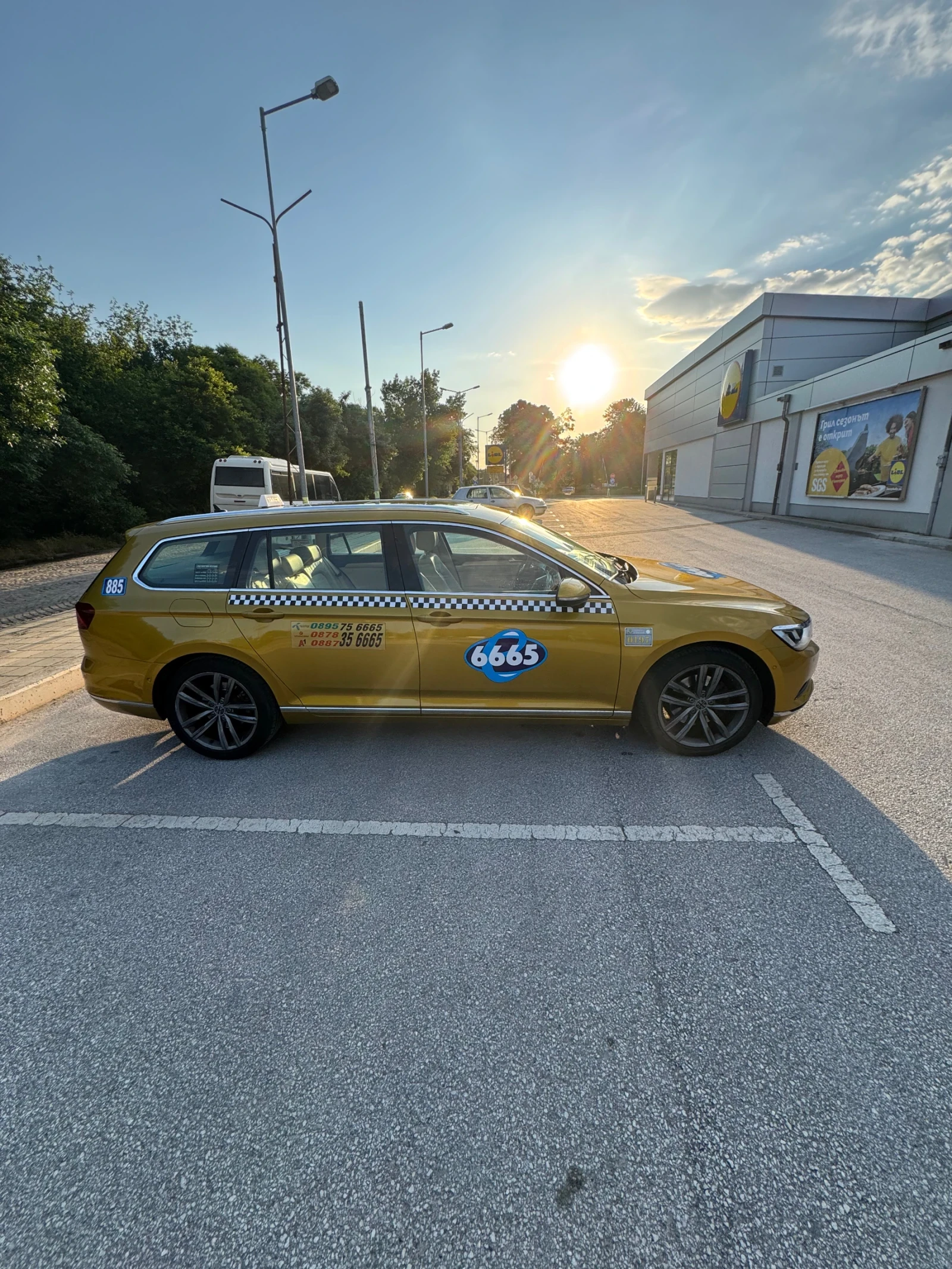 VW Passat, снимка 4 - Автомобили и джипове - 54676174