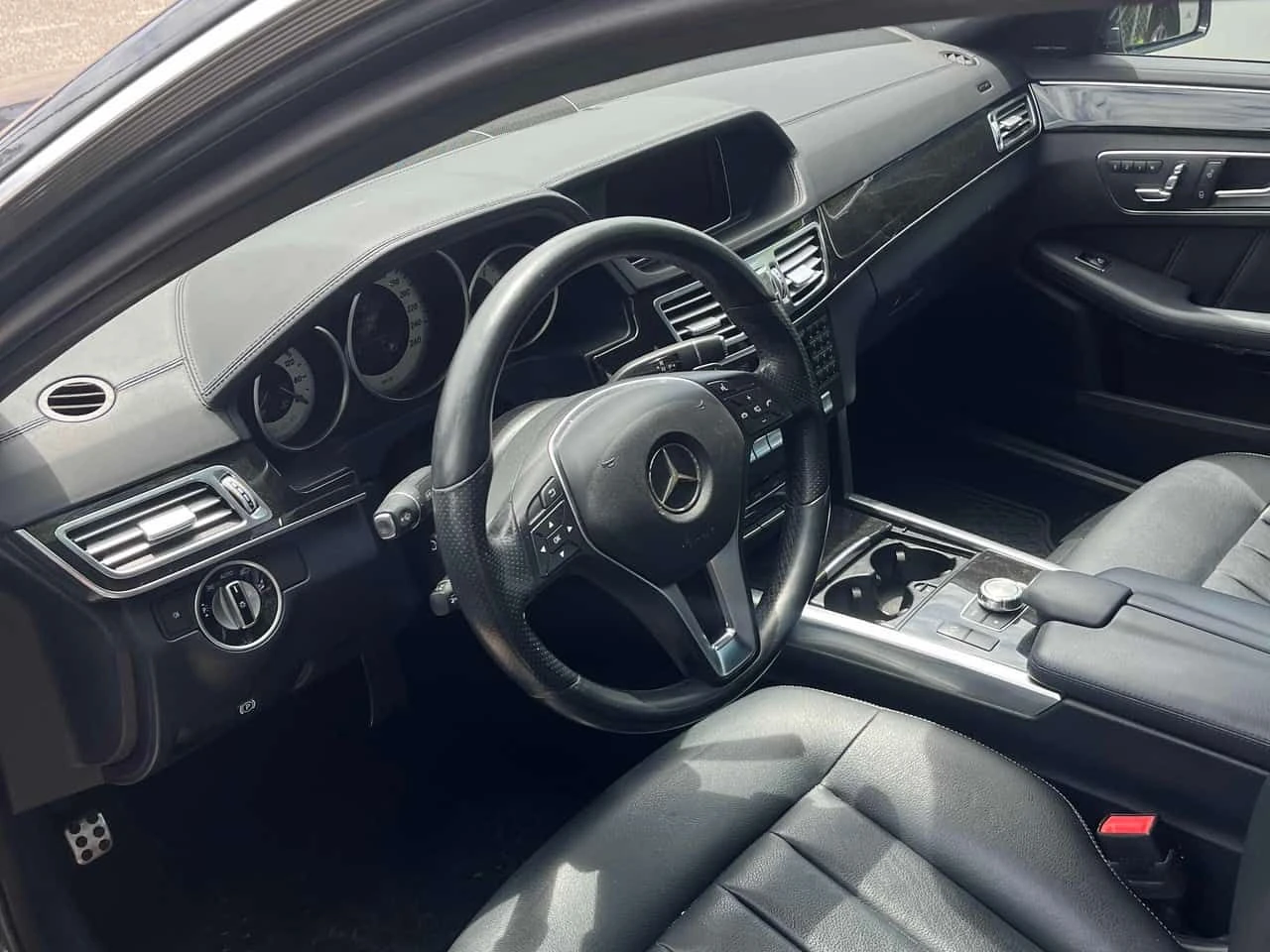 Mercedes-Benz E 400 АМГ ПАКЕТ/КЛИП/ХАРМАН/ПАНО/ПОДГРЕВ/ШИТО ТАБЛО, снимка 7 - Автомобили и джипове - 55193894