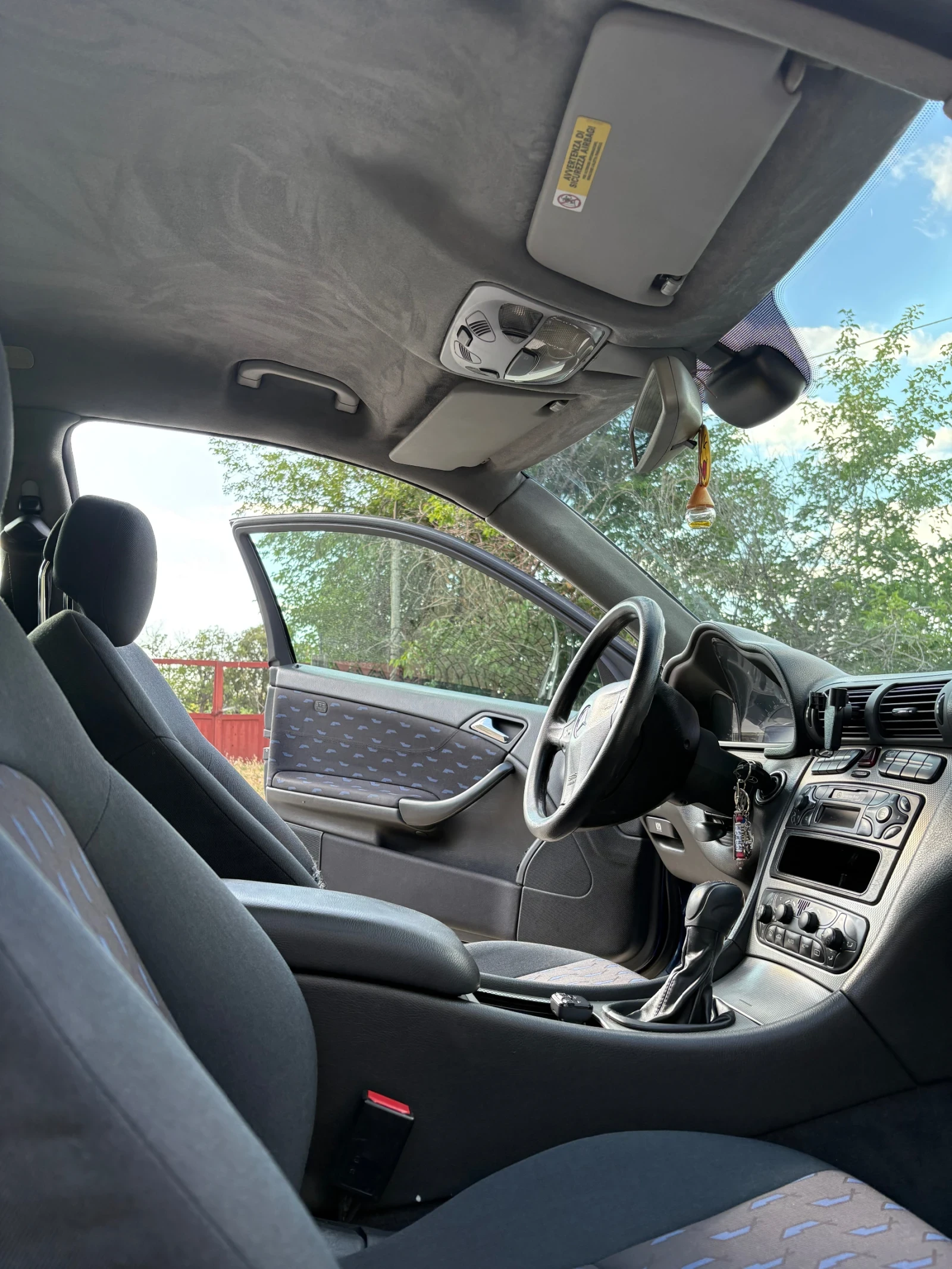 Mercedes-Benz C 220, снимка 10 - Автомобили и джипове - 55284118