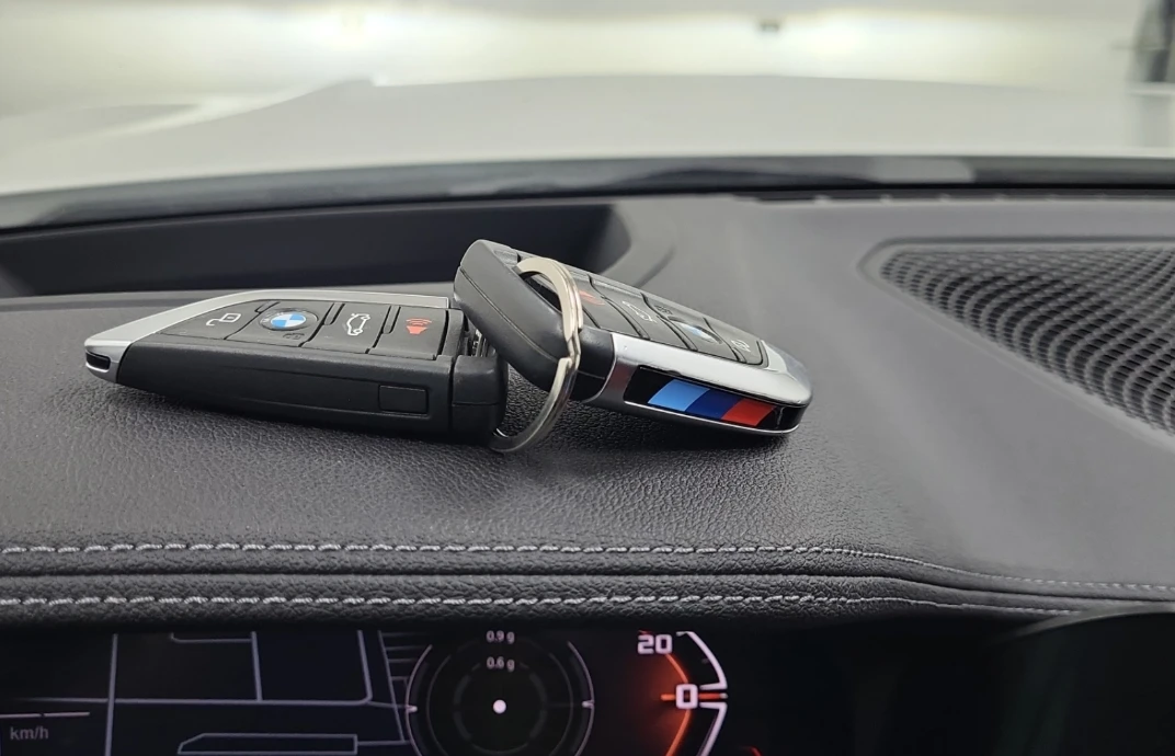 BMW 340 * M340I XDRIVE* Pano* Blind Spot* Back cam* Bucket, снимка 13 - Автомобили и джипове - 55348993