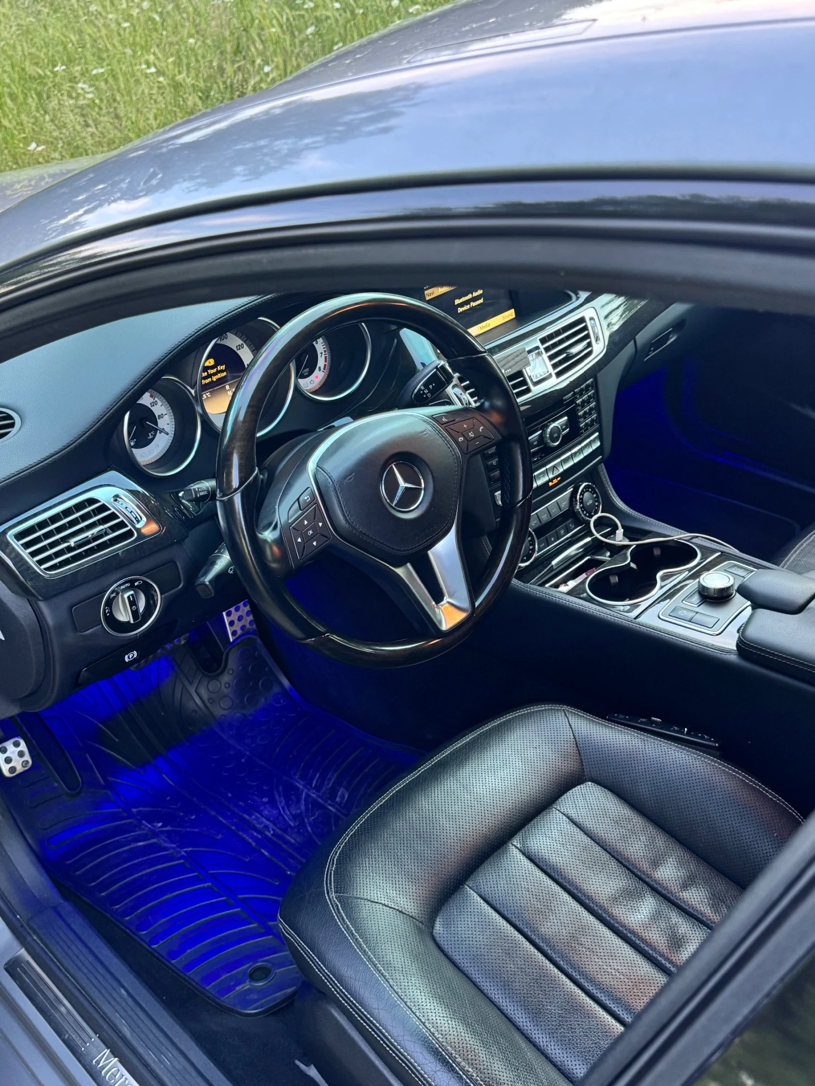 Mercedes-Benz CLS 550, снимка 9 - Автомобили и джипове - 55832994