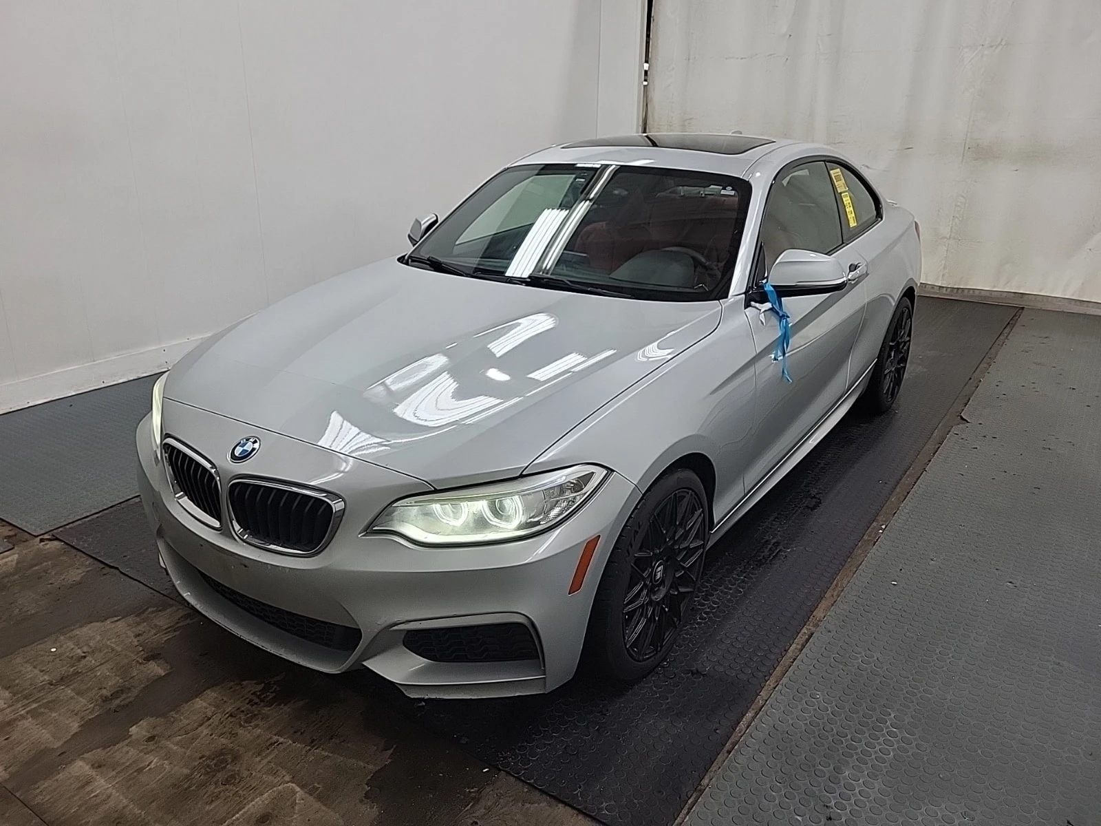 BMW 228 228I XDRIVE / RED INT / PANO / ПОДГРЕВИ, снимка 2 - Автомобили и джипове - 55847396