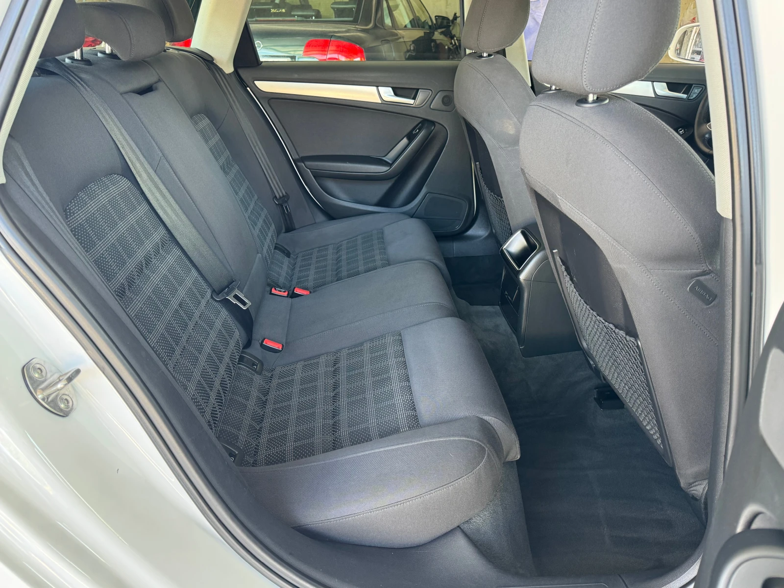 Audi A4 2.0TDI-177кс, снимка 9 - Автомобили и джипове - 56252742