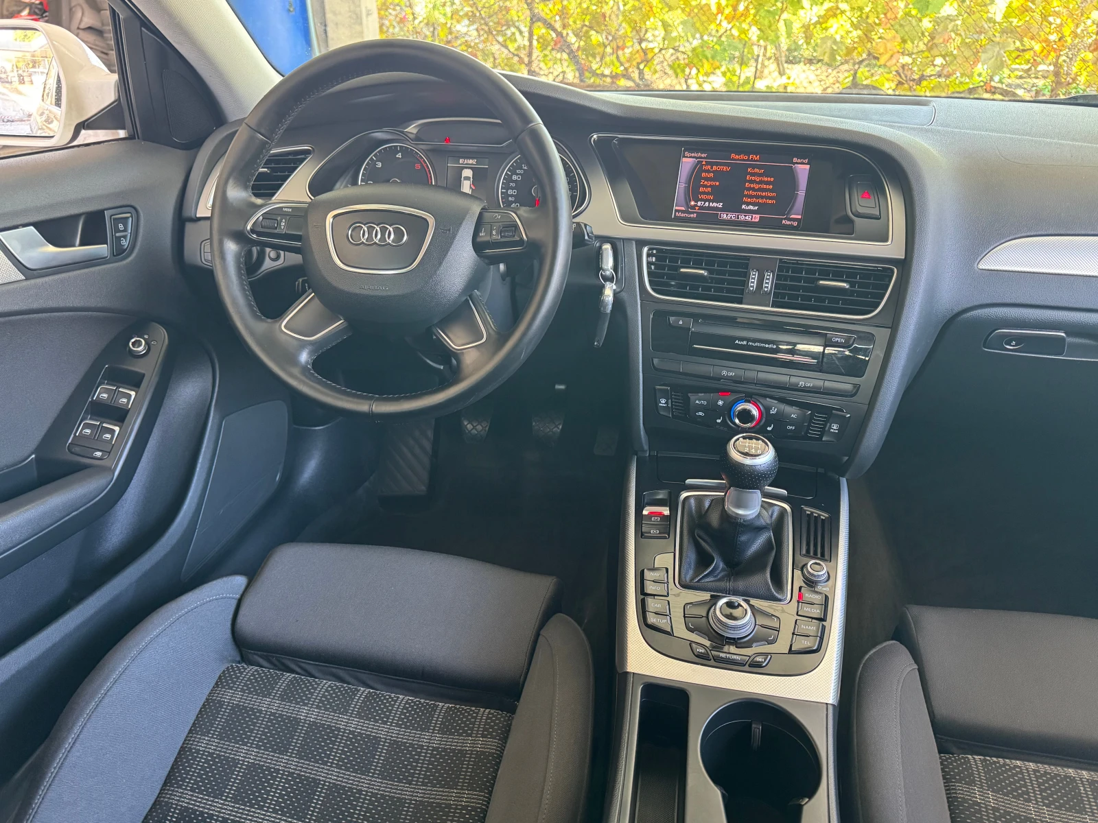 Audi A4 2.0TDI-177кс, снимка 10 - Автомобили и джипове - 56252742