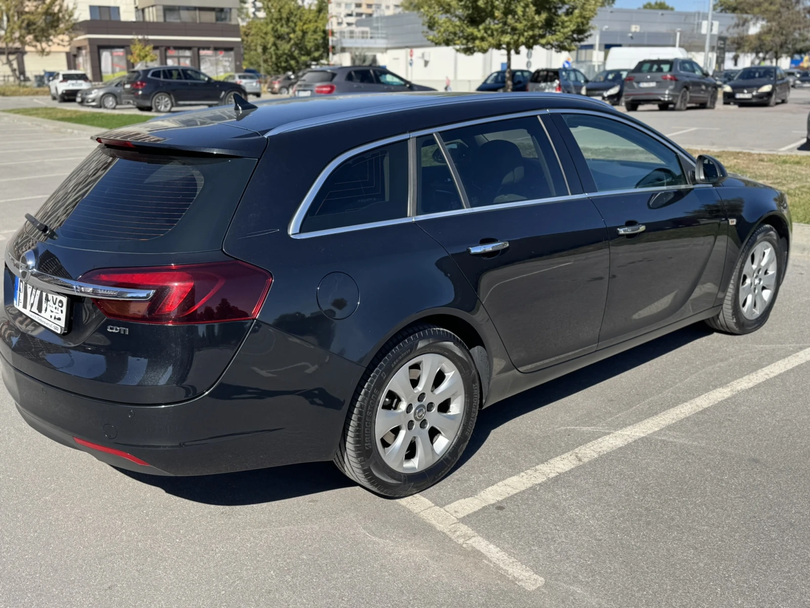 Opel Insignia, снимка 6 - Автомобили и джипове - 56372914