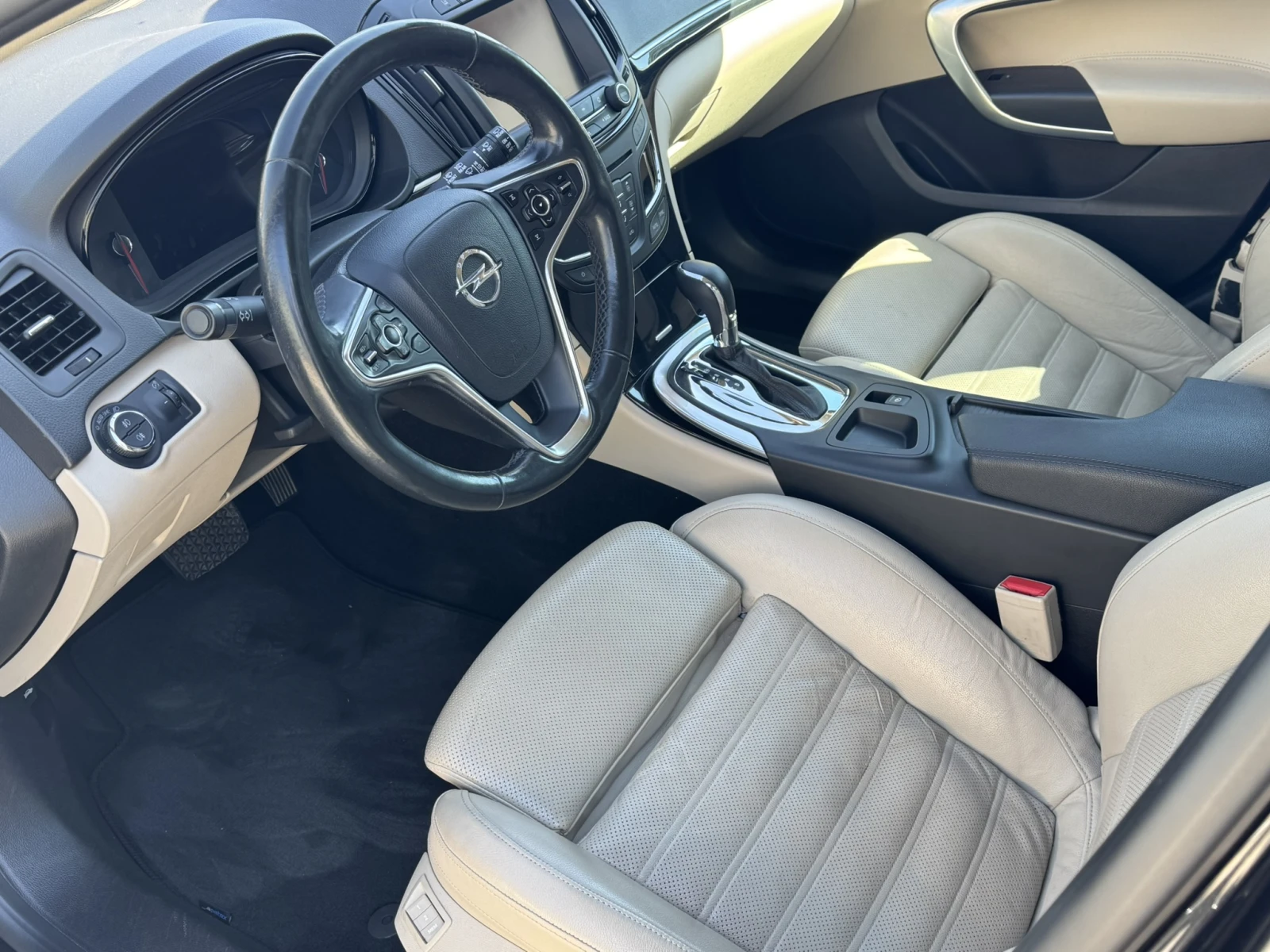 Opel Insignia, снимка 7 - Автомобили и джипове - 56372914