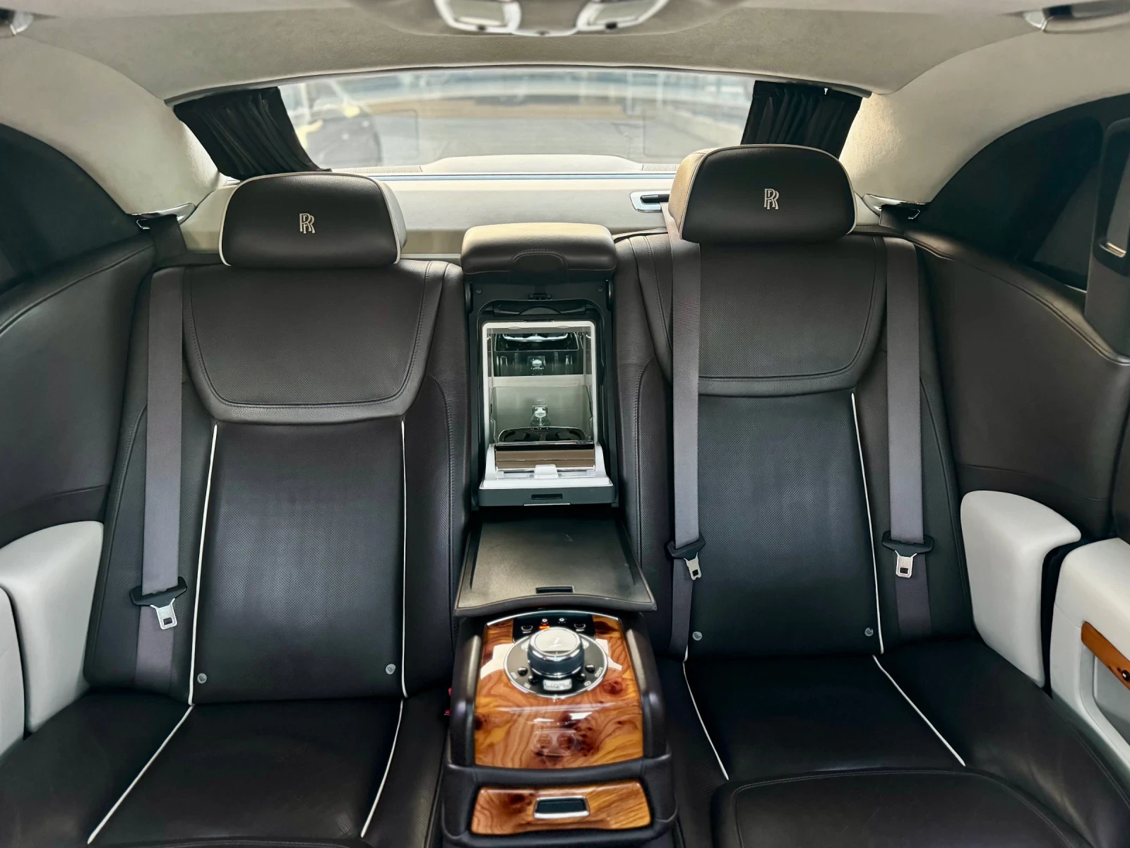 Rolls-Royce Ghost Extended  facelift , снимка 8 - Автомобили и джипове - 56433196