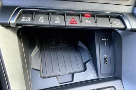 Audi Q3  Premium Plus* S Line* АвтоКредит * (ЦЕНА ДО БГ), снимка 15