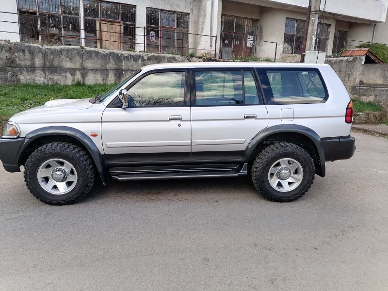 Mitsubishi Pajero sport, снимка 1 - Автомобили и джипове - 46276868