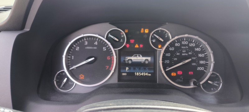 Toyota Tundra 5.7, снимка 11 - Автомобили и джипове - 46309371