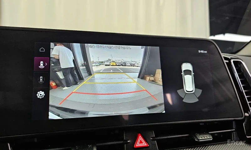 Kia Sportage 1.6 TURBO PRESTIGE* НАЙ-ДОБРА ЦЕНА В БЪЛГАРИЯ* , снимка 13 - Автомобили и джипове - 51275536