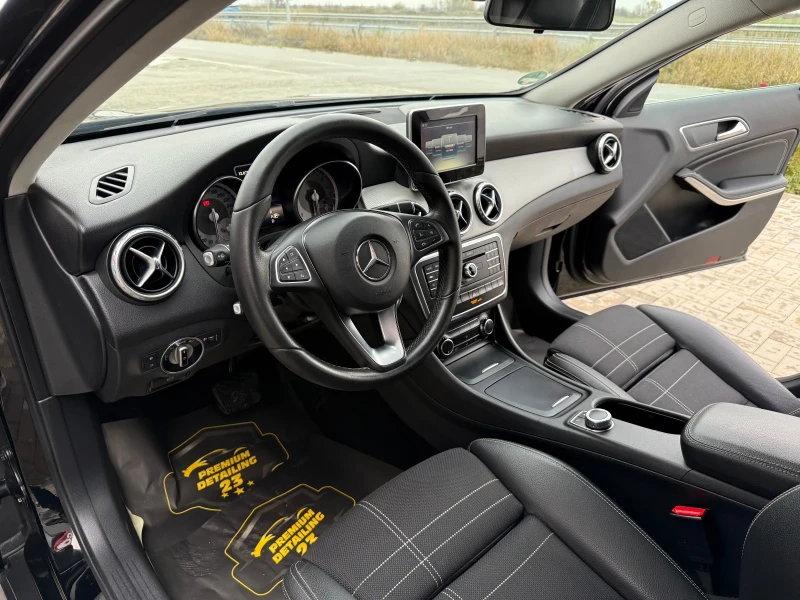 Mercedes-Benz GLA 220 4MATIC, снимка 12 - Автомобили и джипове - 52700359