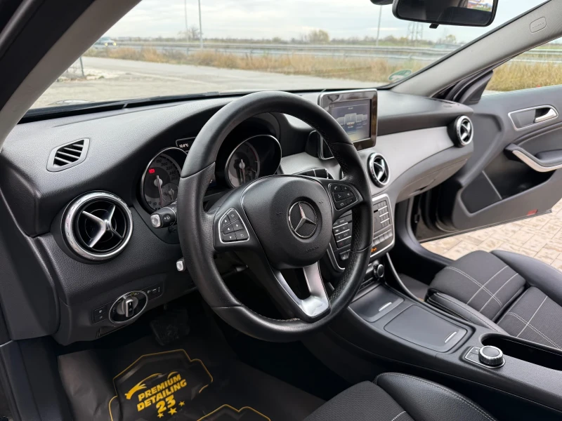 Mercedes-Benz GLA 220 4MATIC, снимка 10 - Автомобили и джипове - 52700359