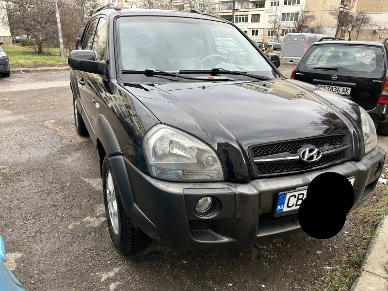 Hyundai Tucson 2.0 CRDI, снимка 2 - Автомобили и джипове - 53097705