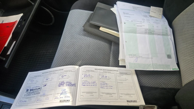 Suzuki Grand vitara, снимка 12 - Автомобили и джипове - 53158635