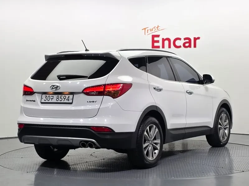 Hyundai Santa fe 2.0, снимка 2 - Автомобили и джипове - 54871191