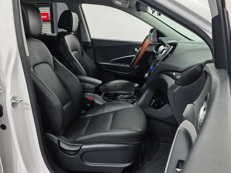 Hyundai Santa fe 2.0, снимка 11 - Автомобили и джипове - 54871191