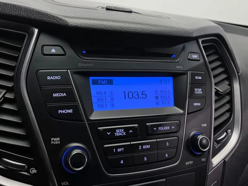 Hyundai Santa fe 2.0, снимка 14 - Автомобили и джипове - 54871191