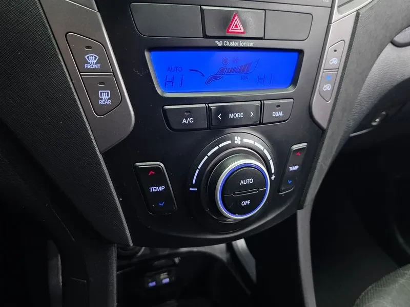 Hyundai Santa fe 2.0, снимка 16 - Автомобили и джипове - 54871191