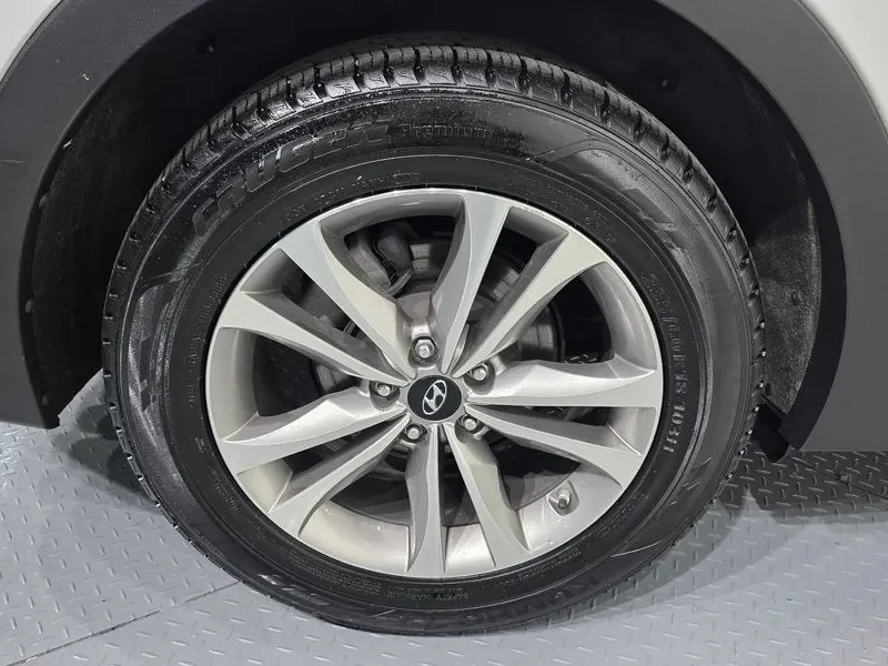 Hyundai Santa fe 2.0, снимка 5 - Автомобили и джипове - 54871191