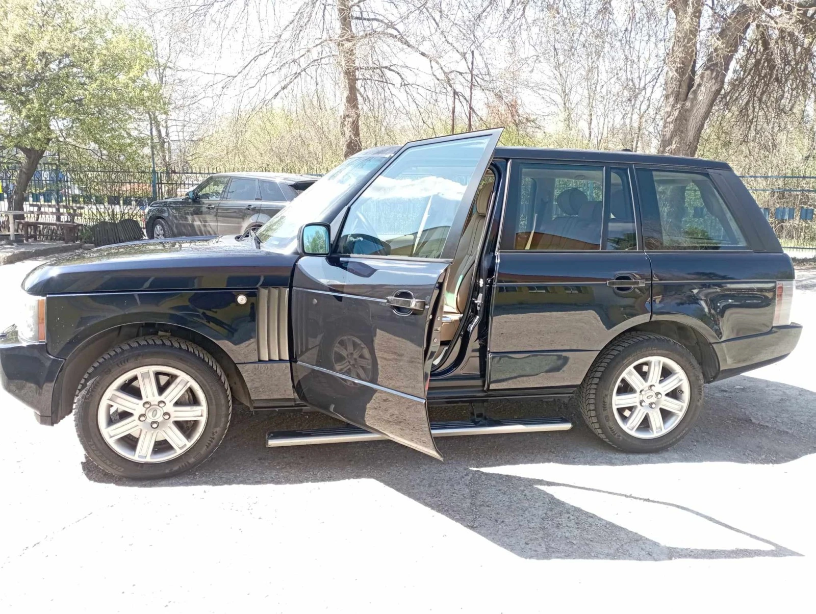 Land Rover Range rover Vogue 3.6 V8 - изображение 4