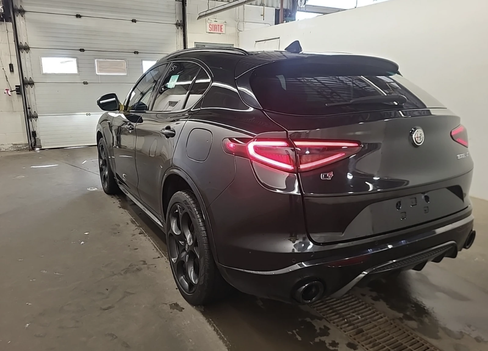 Alfa Romeo Stelvio VELOCE - изображение 4