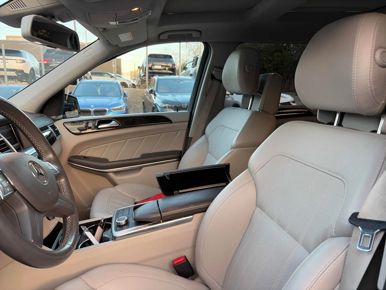 Mercedes-Benz GL 350 * АВТО КРЕДИТ* ЦЕНА ДО БГ * СЕРВИЗНА ИСТОРИЯ *  - изображение 9