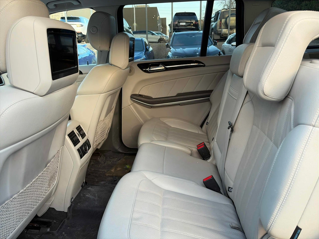 Mercedes-Benz GL 350 * АВТО КРЕДИТ* ЦЕНА ДО БГ * СЕРВИЗНА ИСТОРИЯ *  - изображение 10