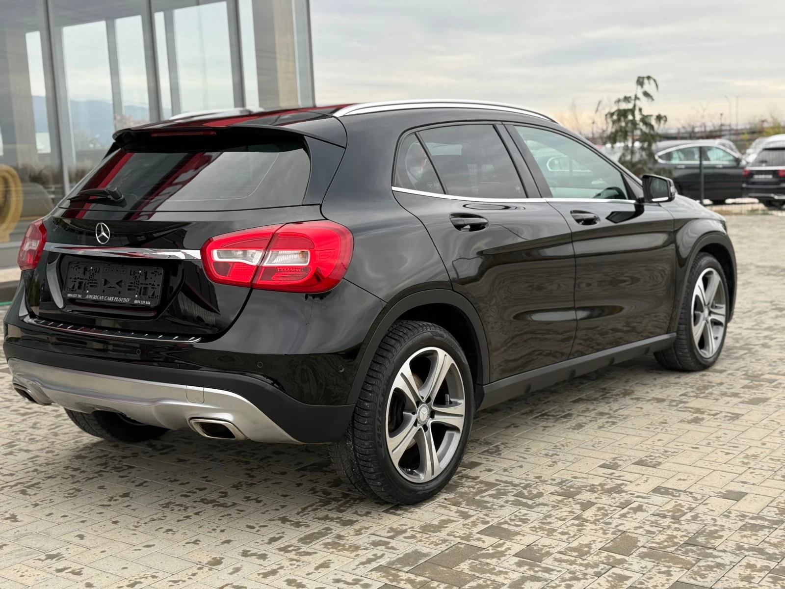 Mercedes-Benz GLA 220 4MATIC - изображение 4