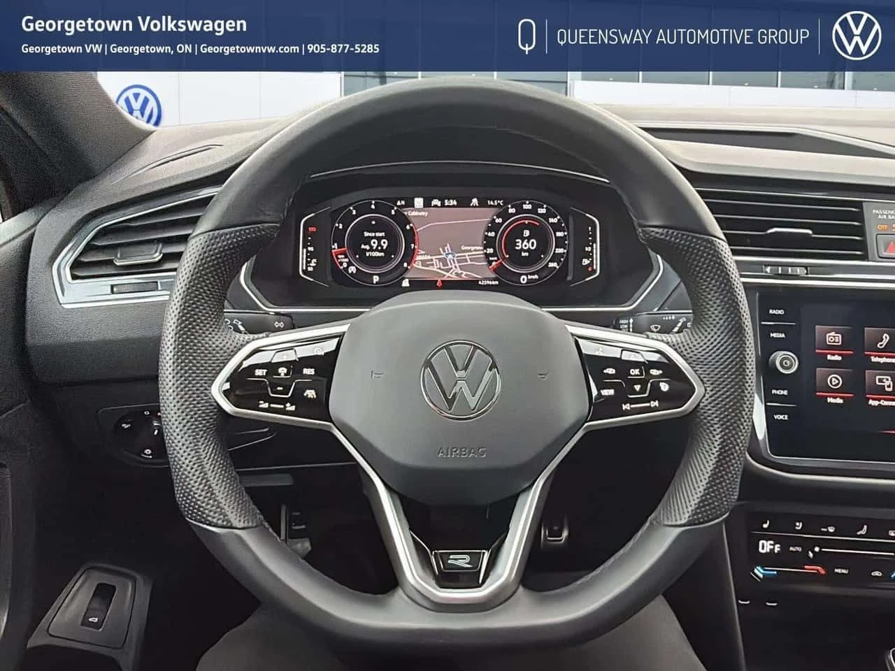VW Tiguan * Обдухване * 360 камери * Амбиентно * , снимка 10 - Автомобили и джипове - 54042794