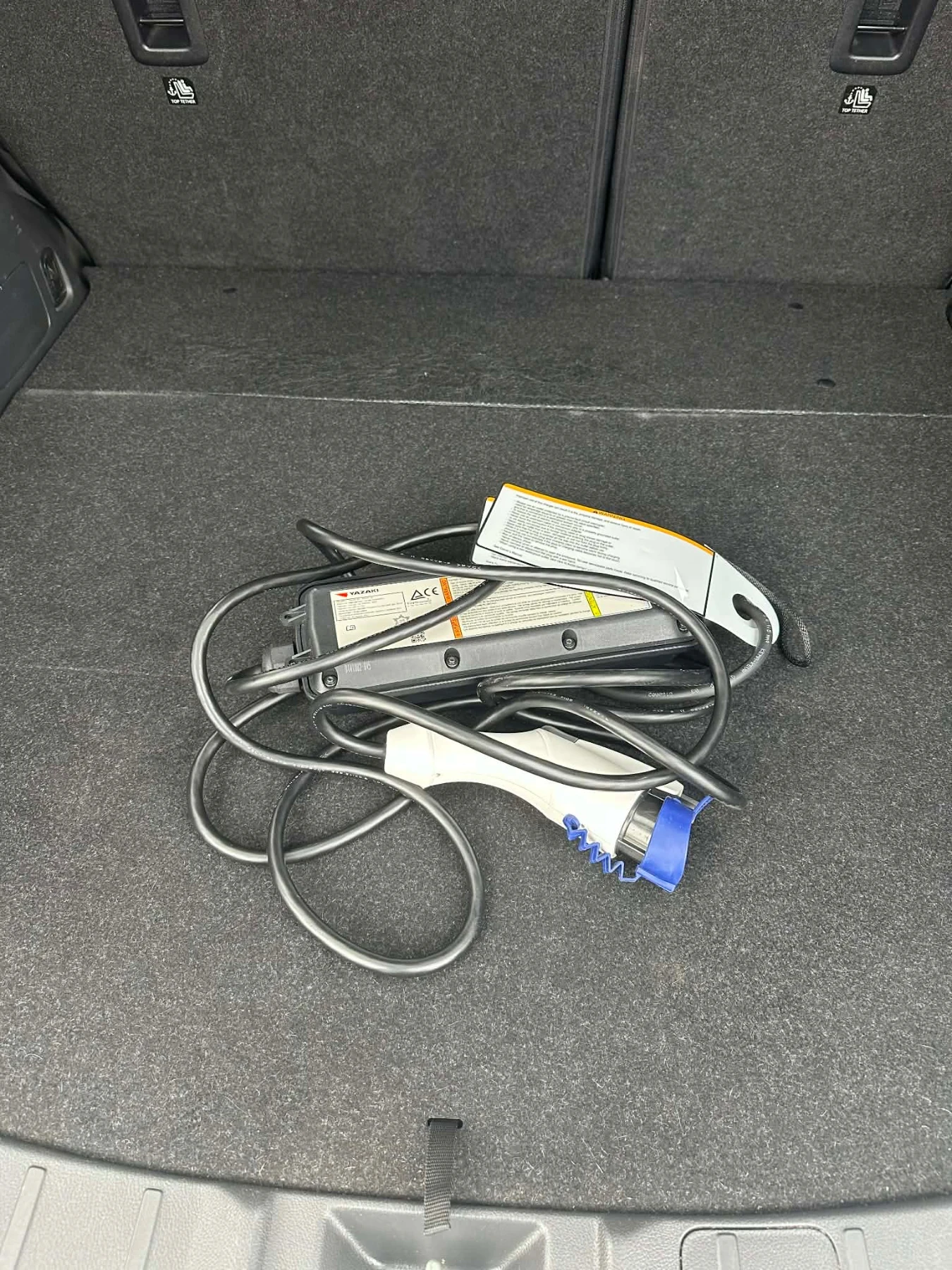 Mitsubishi Outlander, снимка 15 - Автомобили и джипове - 54083691