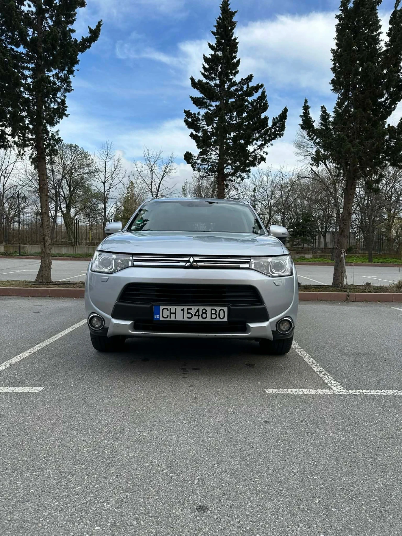 Mitsubishi Outlander, снимка 2 - Автомобили и джипове - 54083691