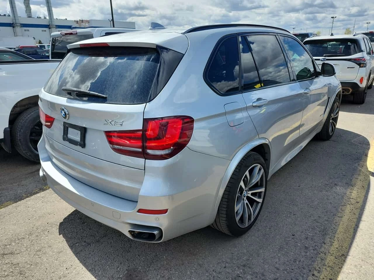 BMW X5 XDRIVE35I * ПАНОРАМА * ПОДГРЕВ * ПРЕДСТАВИТЕЛСТВО, снимка 3 - Автомобили и джипове - 54397115