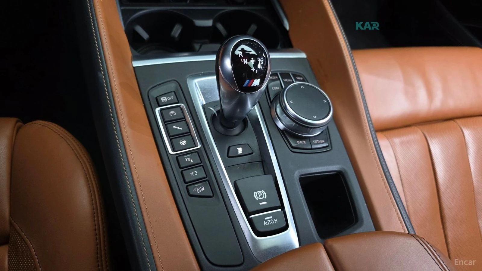 BMW X6 M PERFORMANCE* HEAD UP* 360* ОБДУХВ* ПАНО* 360* , снимка 9 - Автомобили и джипове - 54886954