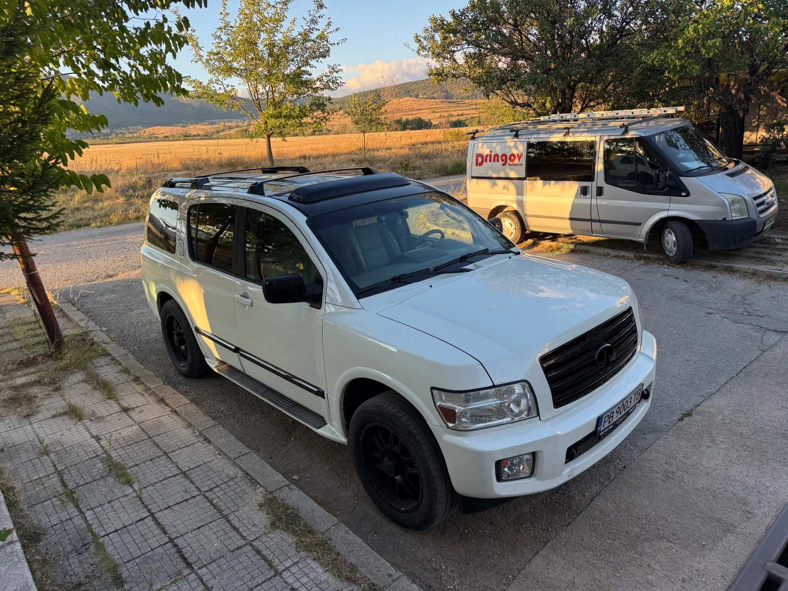 Infiniti QX56, снимка 7 - Автомобили и джипове - 56273015