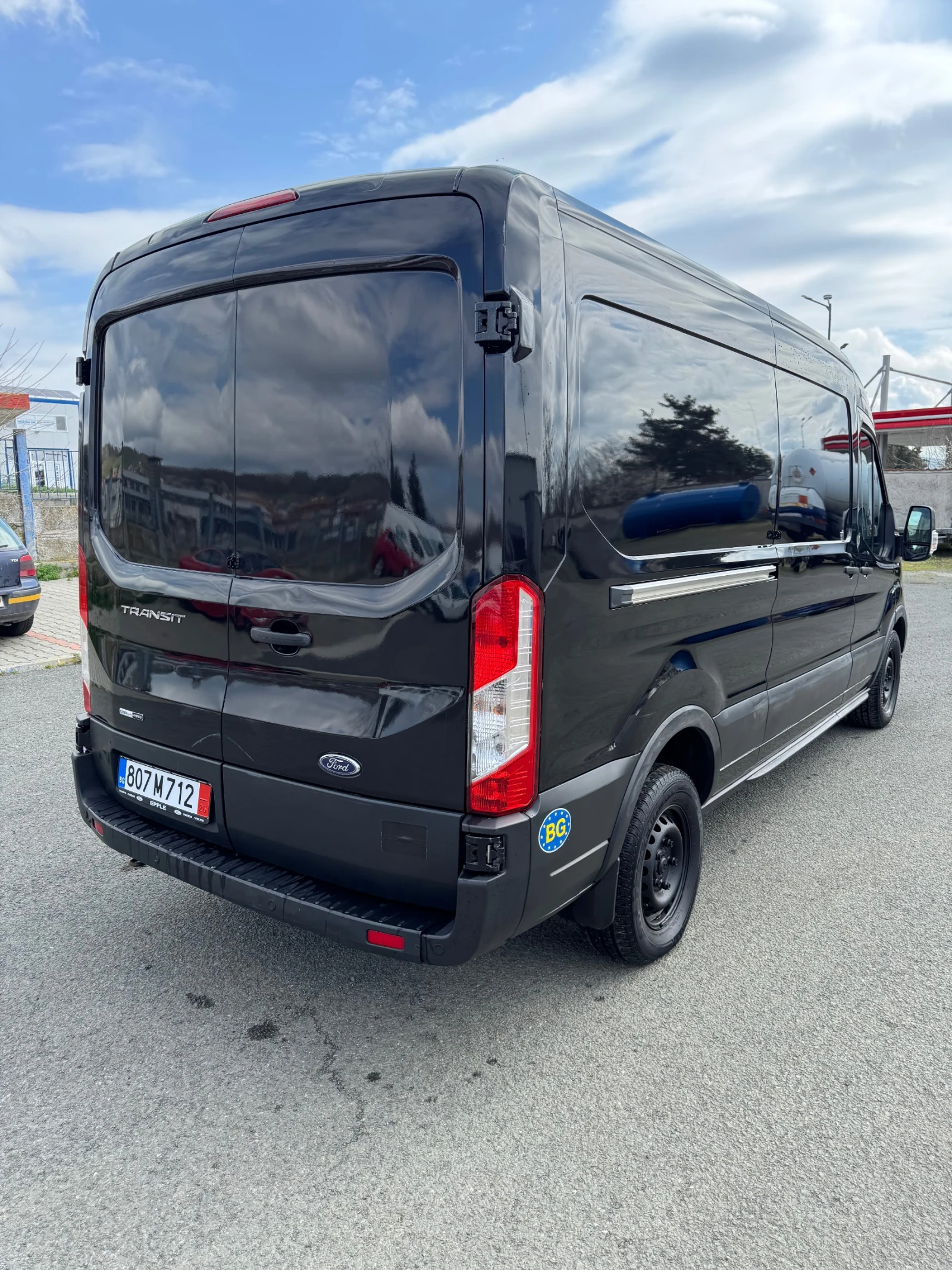 Ford Transit 2.0 EcoBlue, снимка 3 - Бусове и автобуси - 54061304
